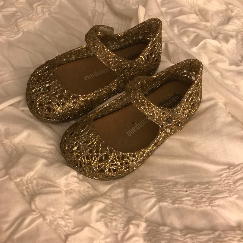 GUC gold Mini Melissa size 6